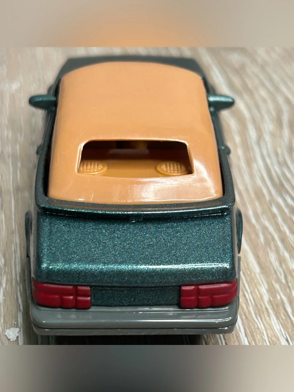 Vintage 1992 Road Champs 1/43 Saab 900 Turbo Convertible Metallic Green